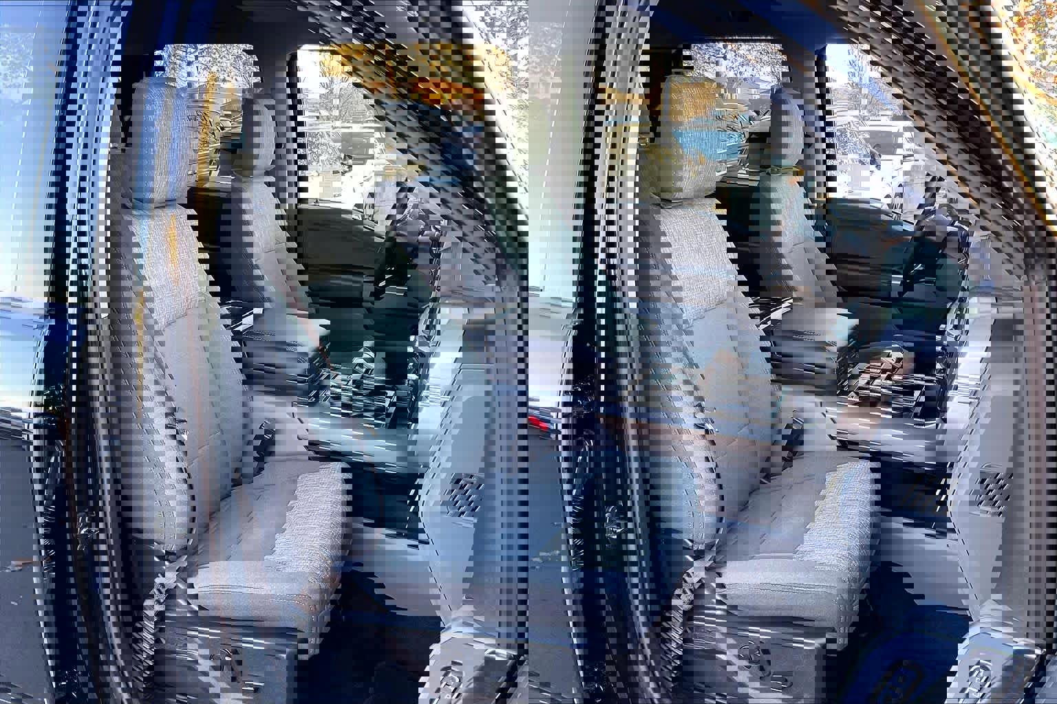 Used 2023 Ford F150 Lightning XLT w/ Equipment Group 312A High image 10