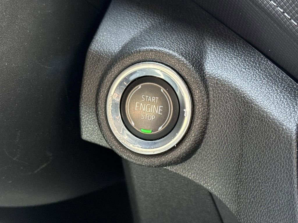 Used 2023 Chevrolet TrailBlazer LT AWD/4WD image 15