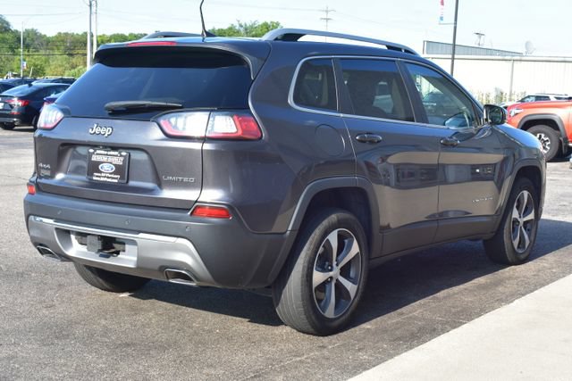 Used 2021 Jeep Cherokee Limited w/ Sun & Sound Group AWD/4WD image 11