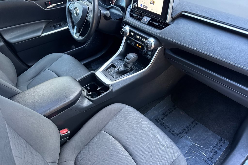 Certified 2023 Toyota RAV4 XLE w/ Convenience Package FWD image 15