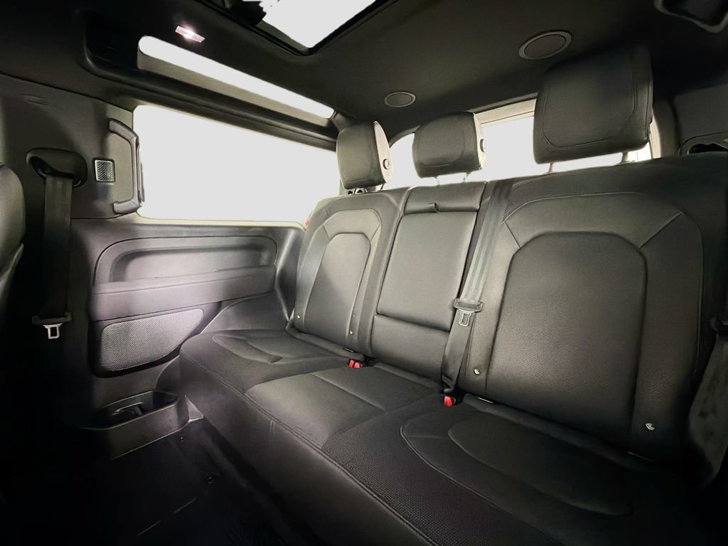 Used 2023 Land Rover Defender 90 X-Dynamic SE AWD/4WD image 26