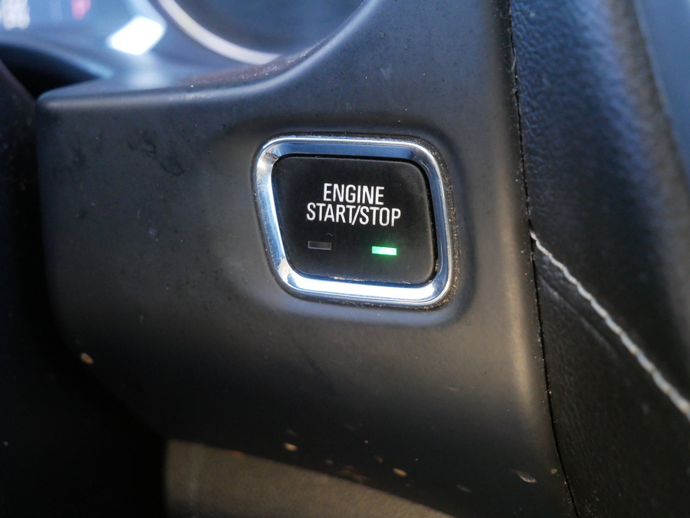 Used 2021 GMC Acadia SLT image 25