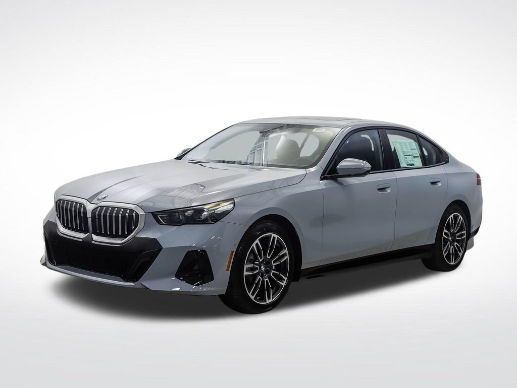 Used 2026 BMW 530i xDrive w/ M Sport Package AWD/4WD image 1