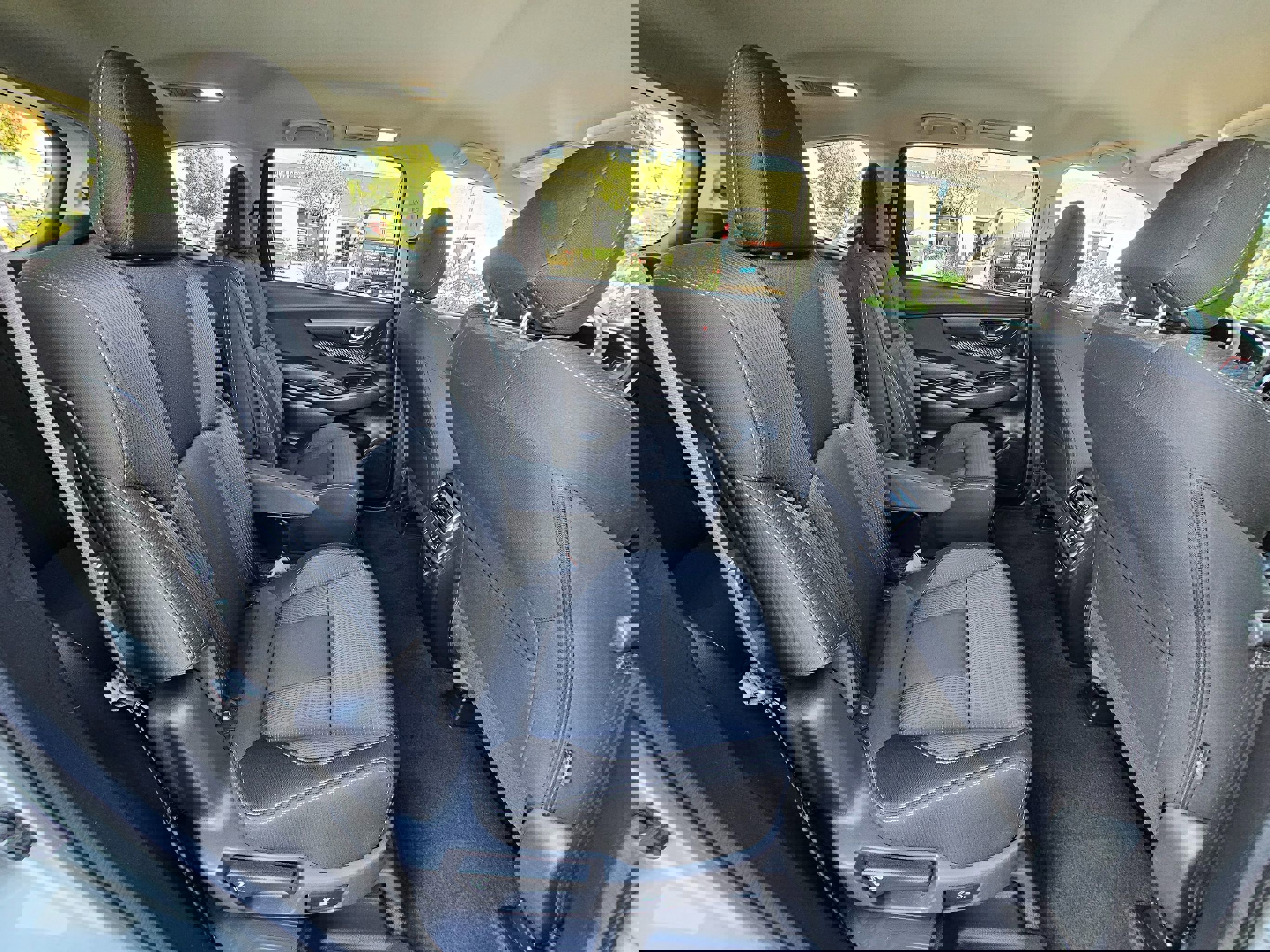 Used 2025 Subaru Ascent Premium image 26