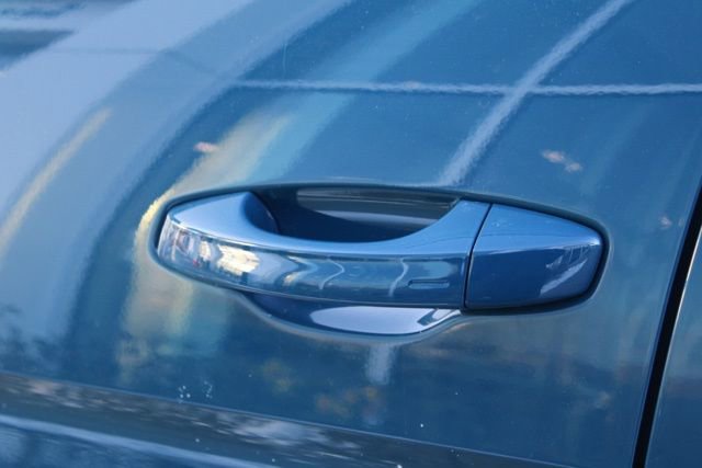 New 2026 Volkswagen Atlas Cross Sport SEL image 9