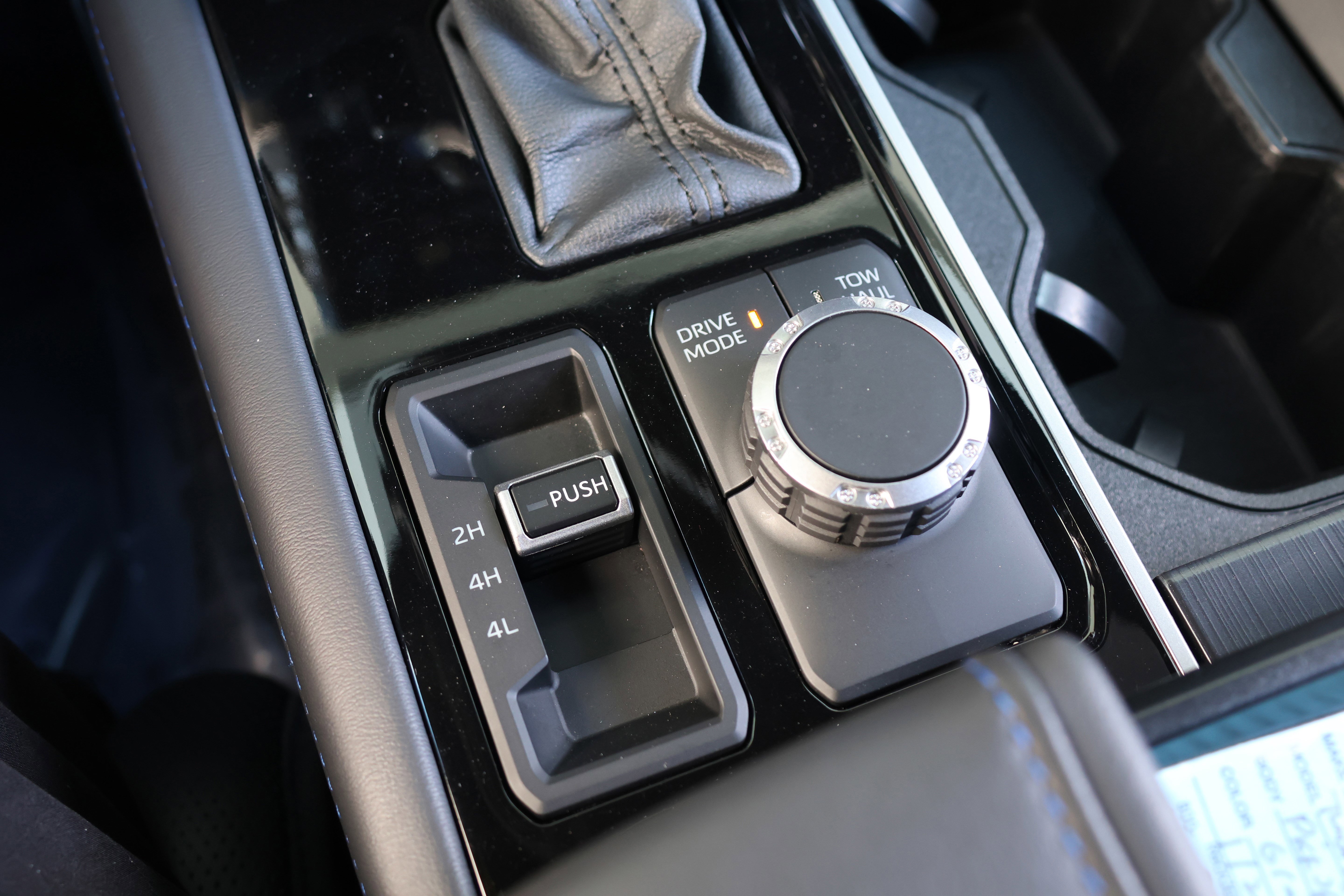 Used 2023 Toyota Tundra Platinum image 31