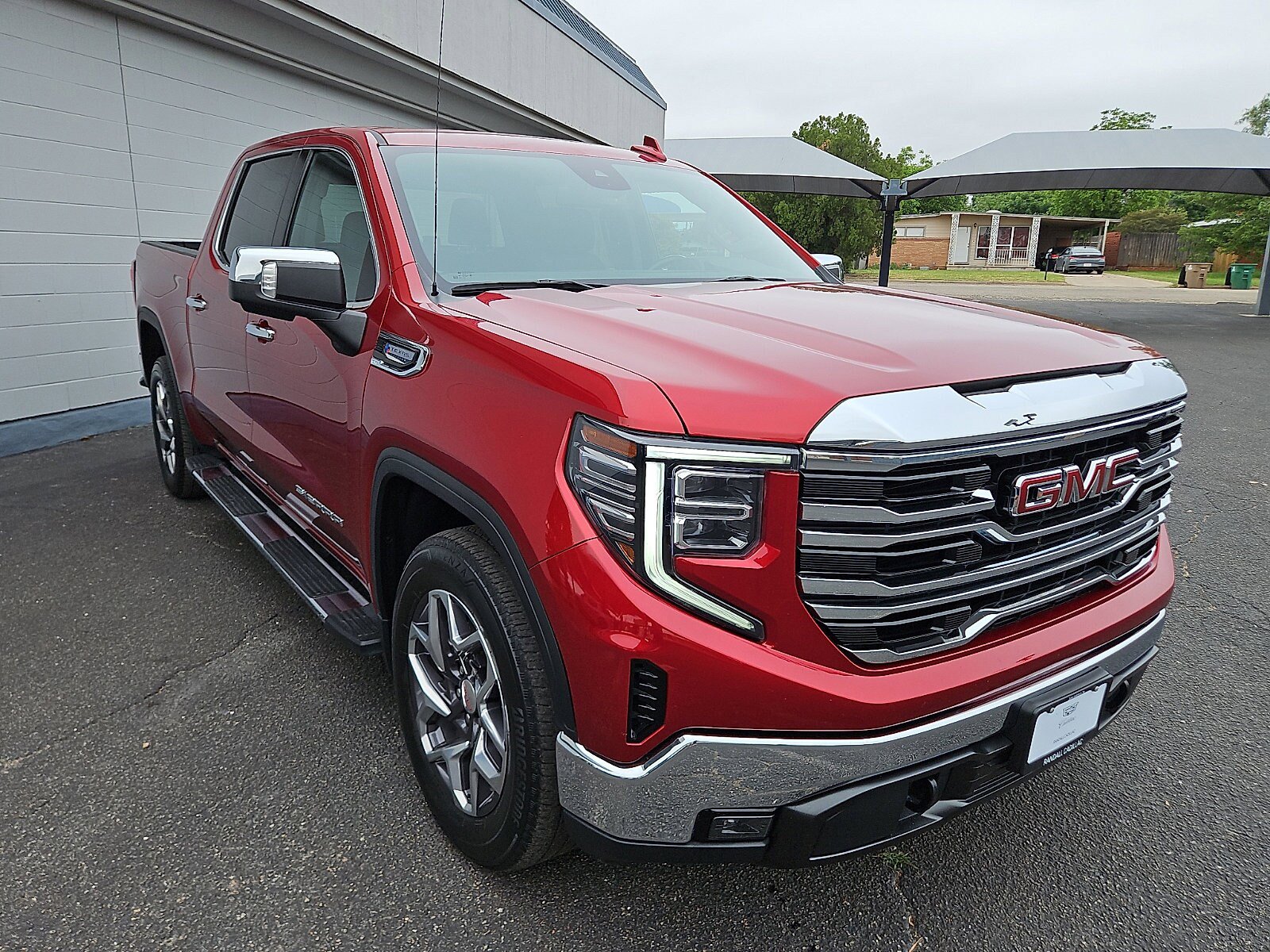 Used 2023 GMC Sierra 1500 SLT RWD image 5