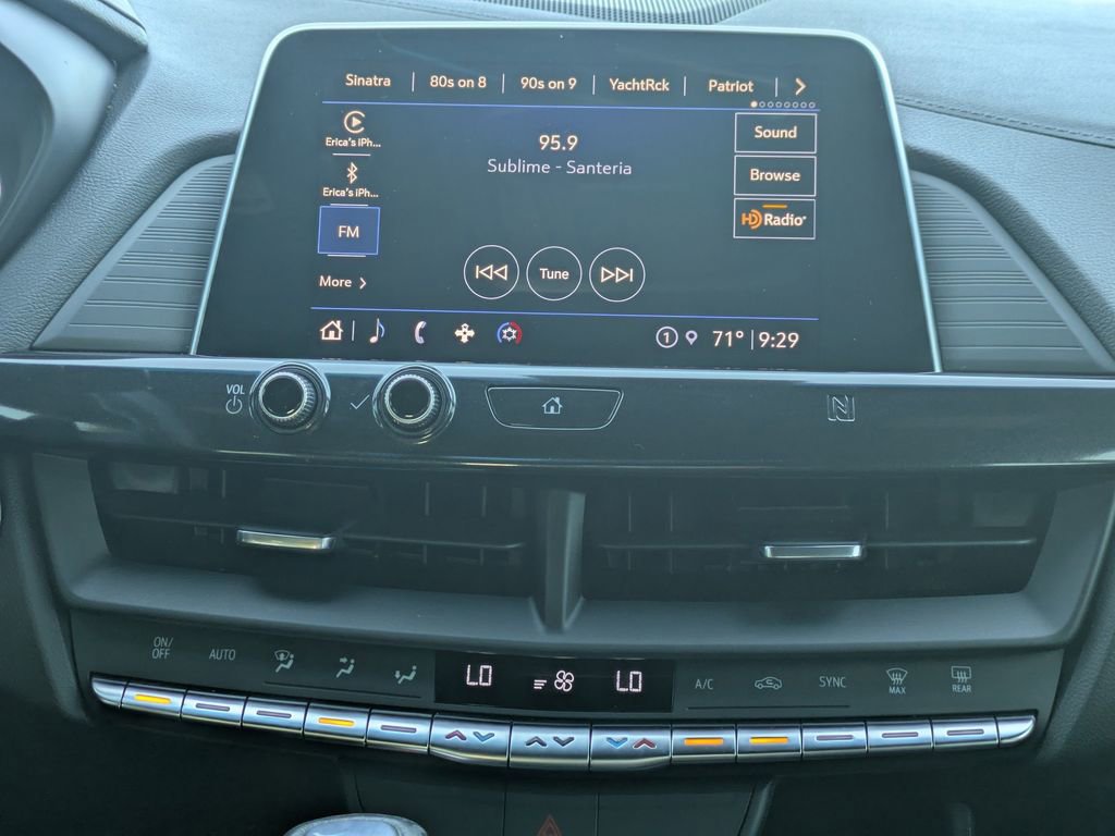 Used 2021 Cadillac CT4 Luxury image 17