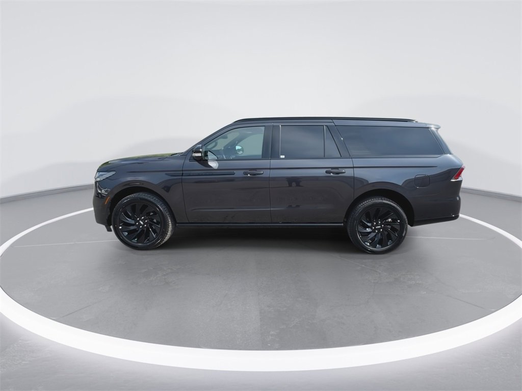 New 2025 Lincoln Navigator L Reserve w/ Jet Appearance Package image 5