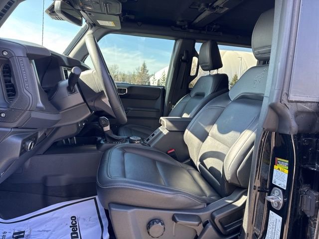 Used 2025 Ford Bronco Badlands image 21