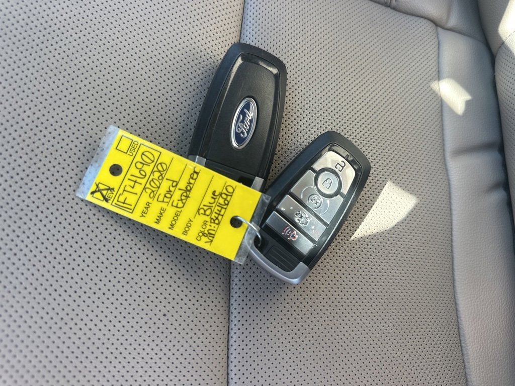 Used 2020 Ford Explorer Limited image 40