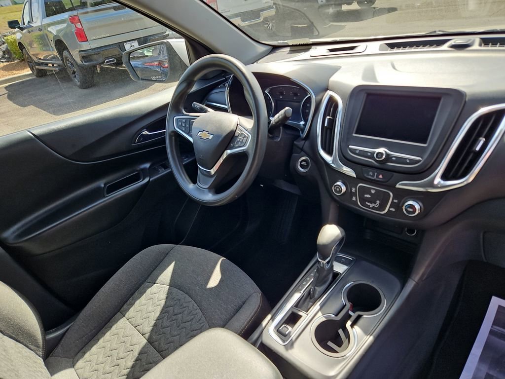Used 2022 Chevrolet Equinox LT AWD/4WD image 11