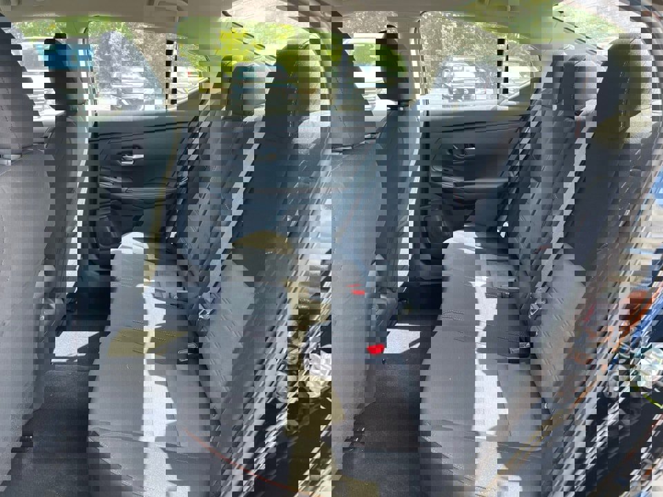 New 2025 Nissan Sentra SR w/ Midnight Edition image 5