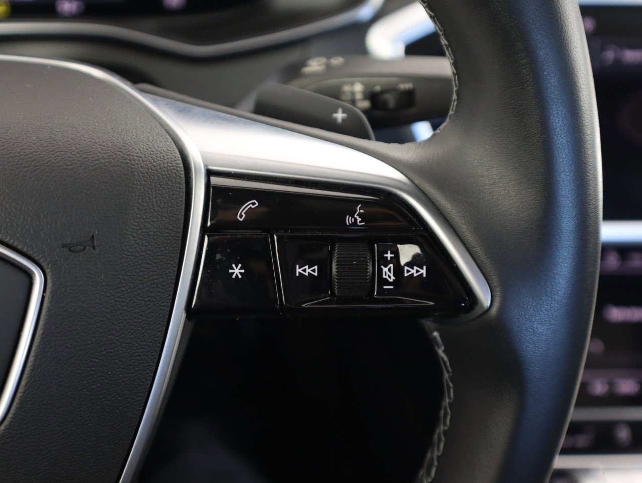 Used 2023 Audi A6 3.0T Premium w/ Convenience Package image 21