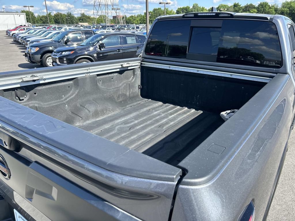 Used 2022 Nissan Titan PRO-4X AWD/4WD image 16