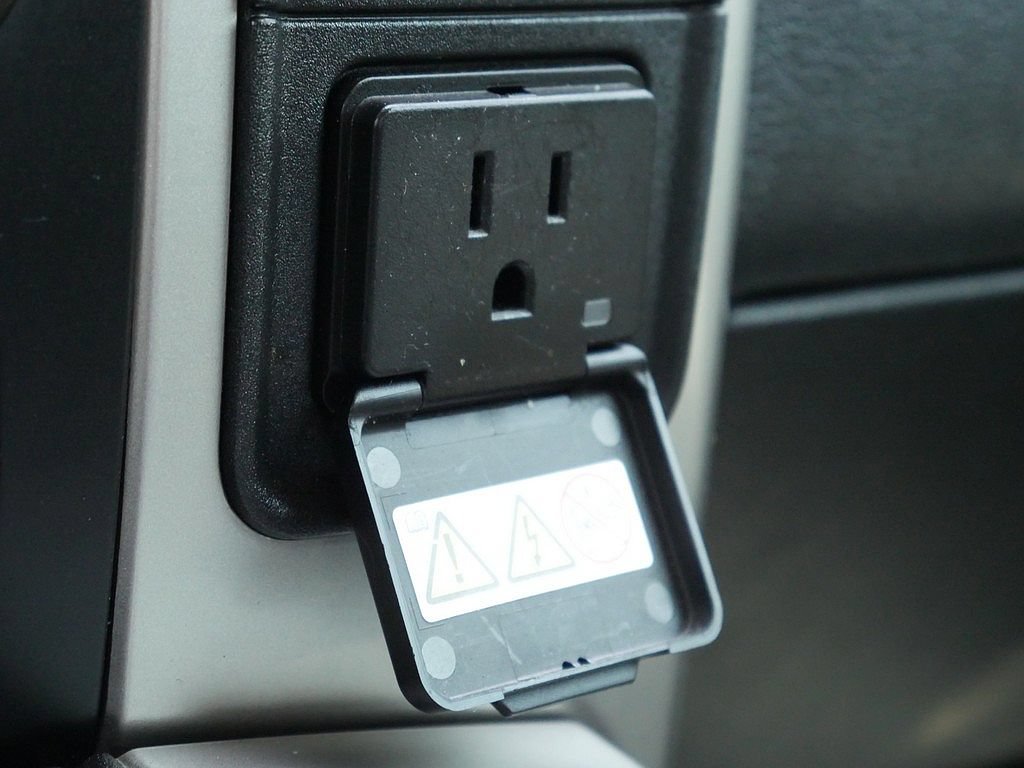Used 2016 RAM 1500 Big Horn AWD/4WD image 40