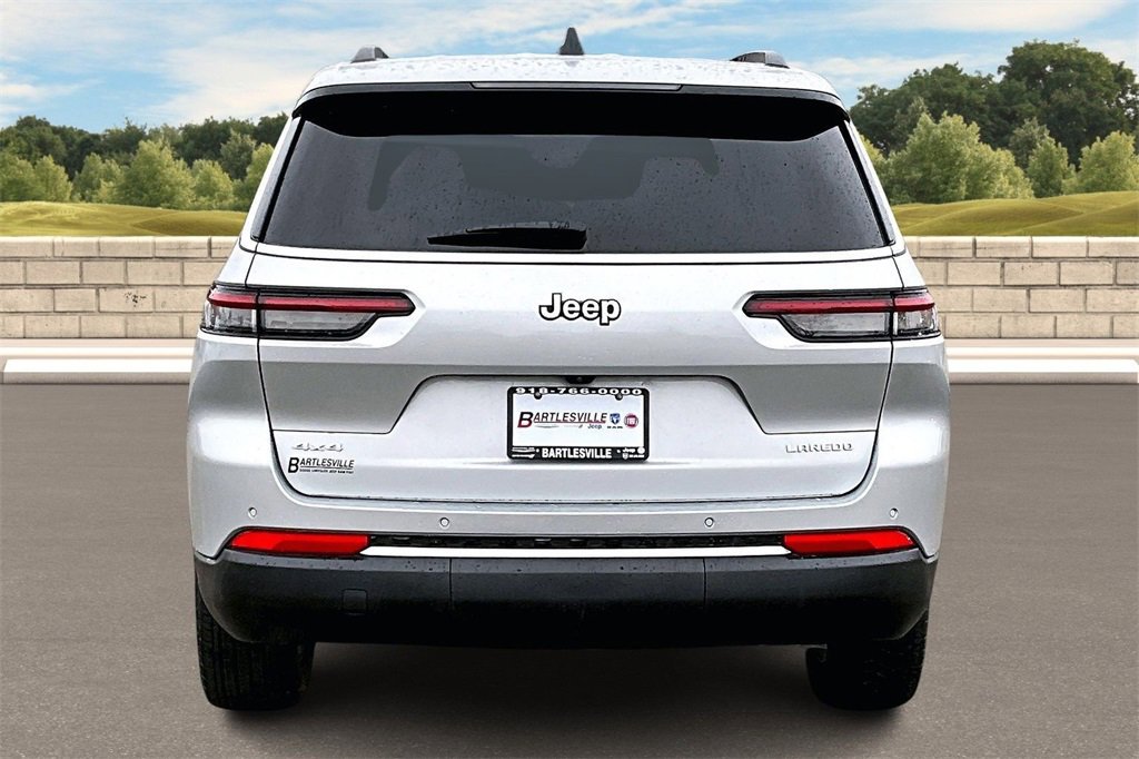 Used 2025 Jeep Grand Cherokee L Laredo w/ Luxury Tech Group I image 4