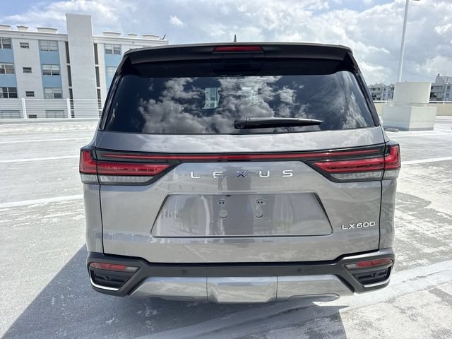 Used 2024 Lexus LX 600 4WD w/ Luxury Package image 25