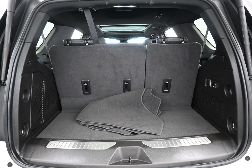 Used 2024 Chevrolet Tahoe RST w/ Luxury Package RWD image 45