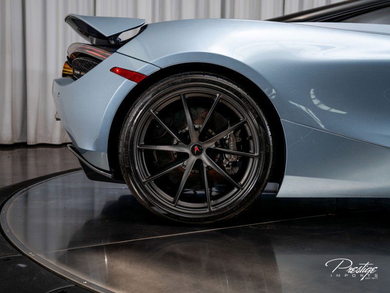 Used 2018 McLaren 720S Luxury RWD image 23