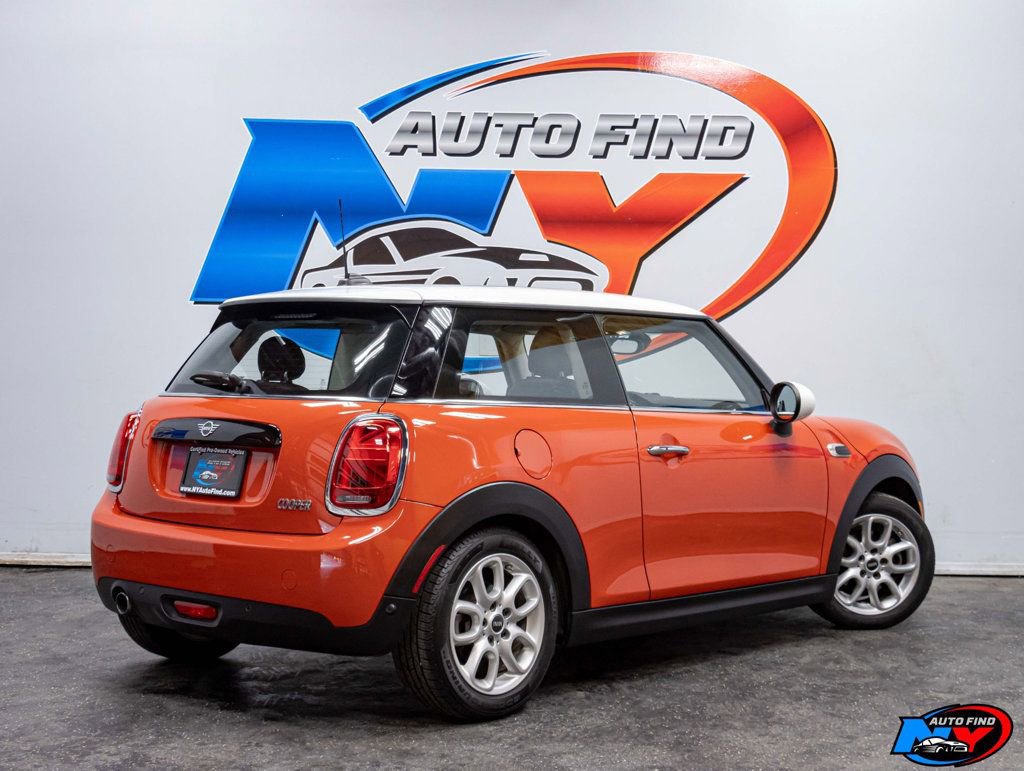 Used 2019 MINI Cooper 2-Door Hardtop w/ Premium Package image 5