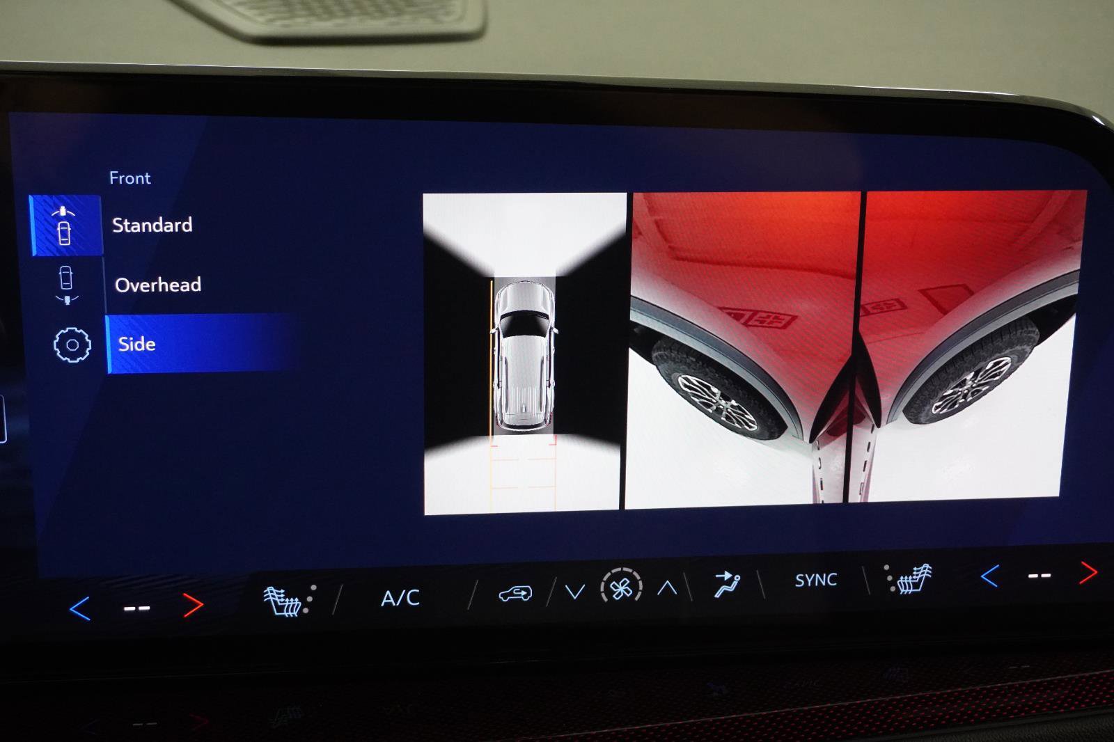 New 2026 Chevrolet Traverse Z71 w/ Enhanced Driving Package image 36