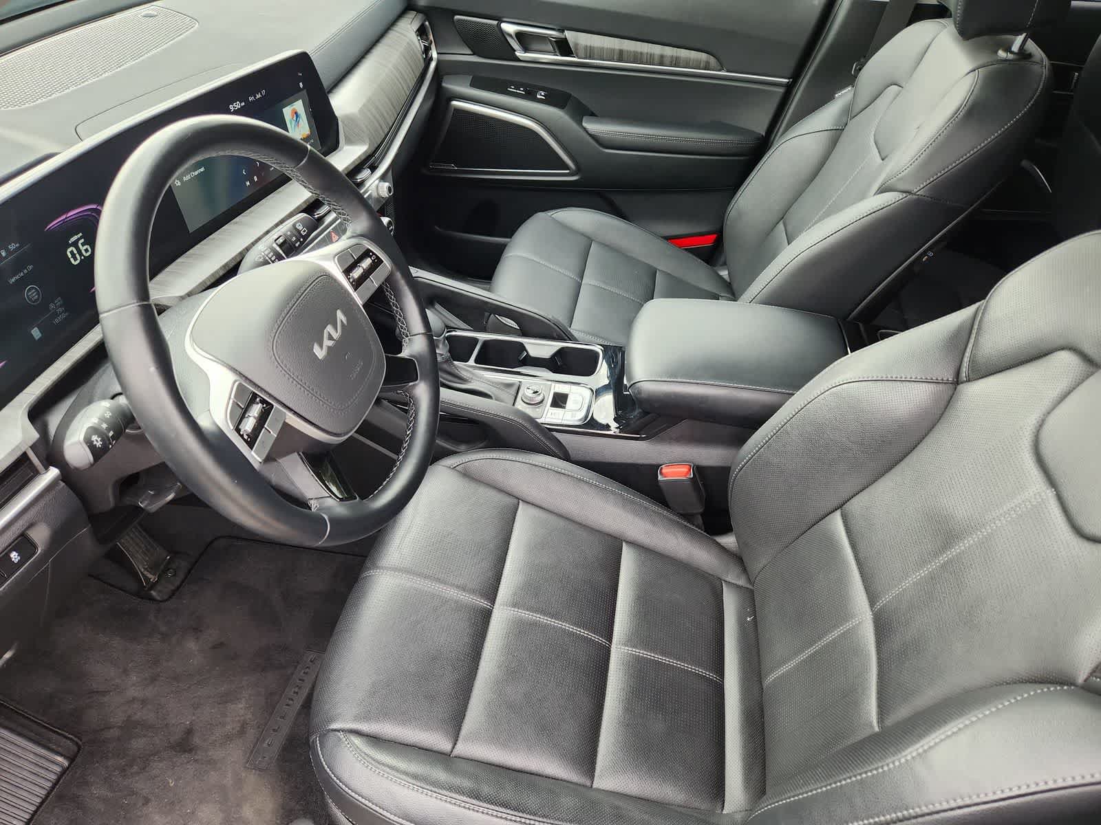 Certified 2025 Kia Telluride EX w/ EX Captain's Chair Package AWD/4WD video 2
