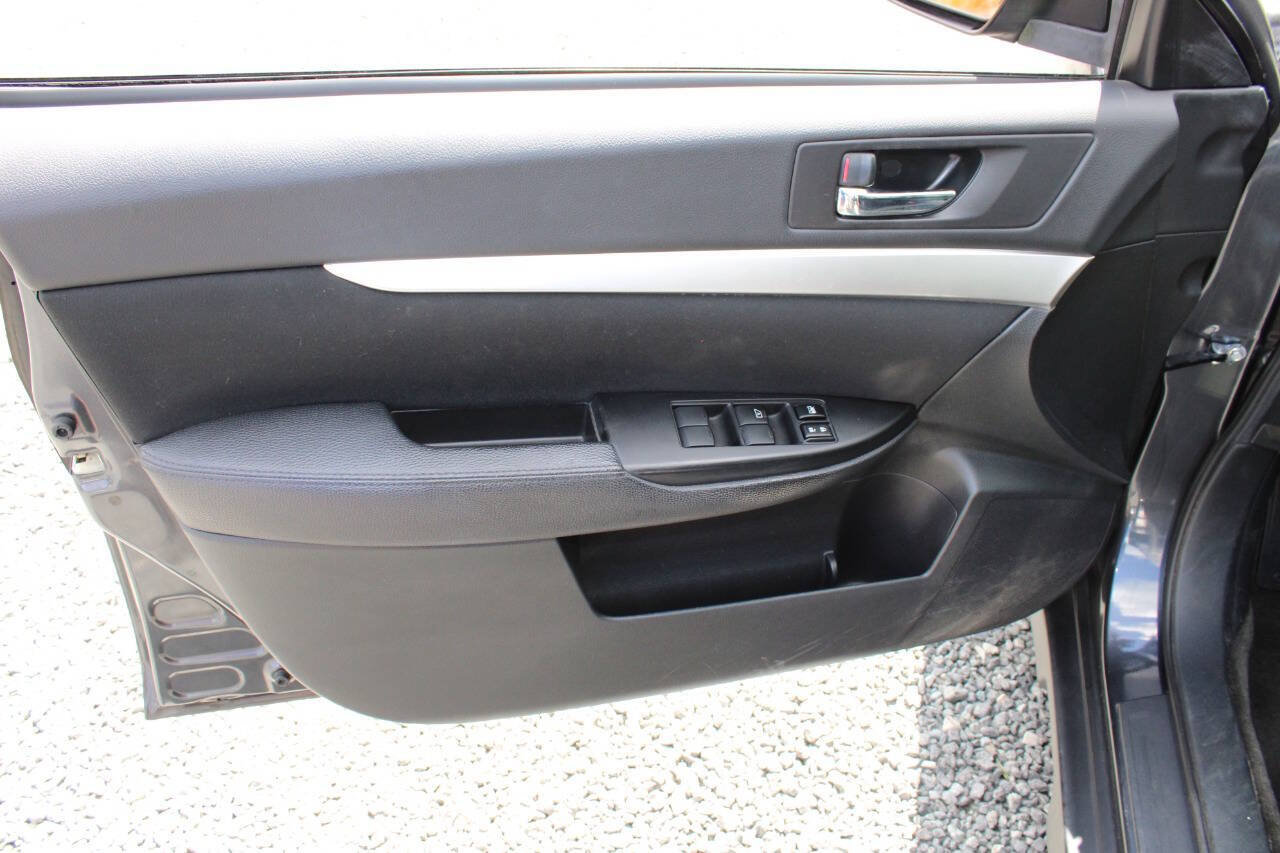 Used 2012 Subaru Outback 2.5i AWD/4WD image 19