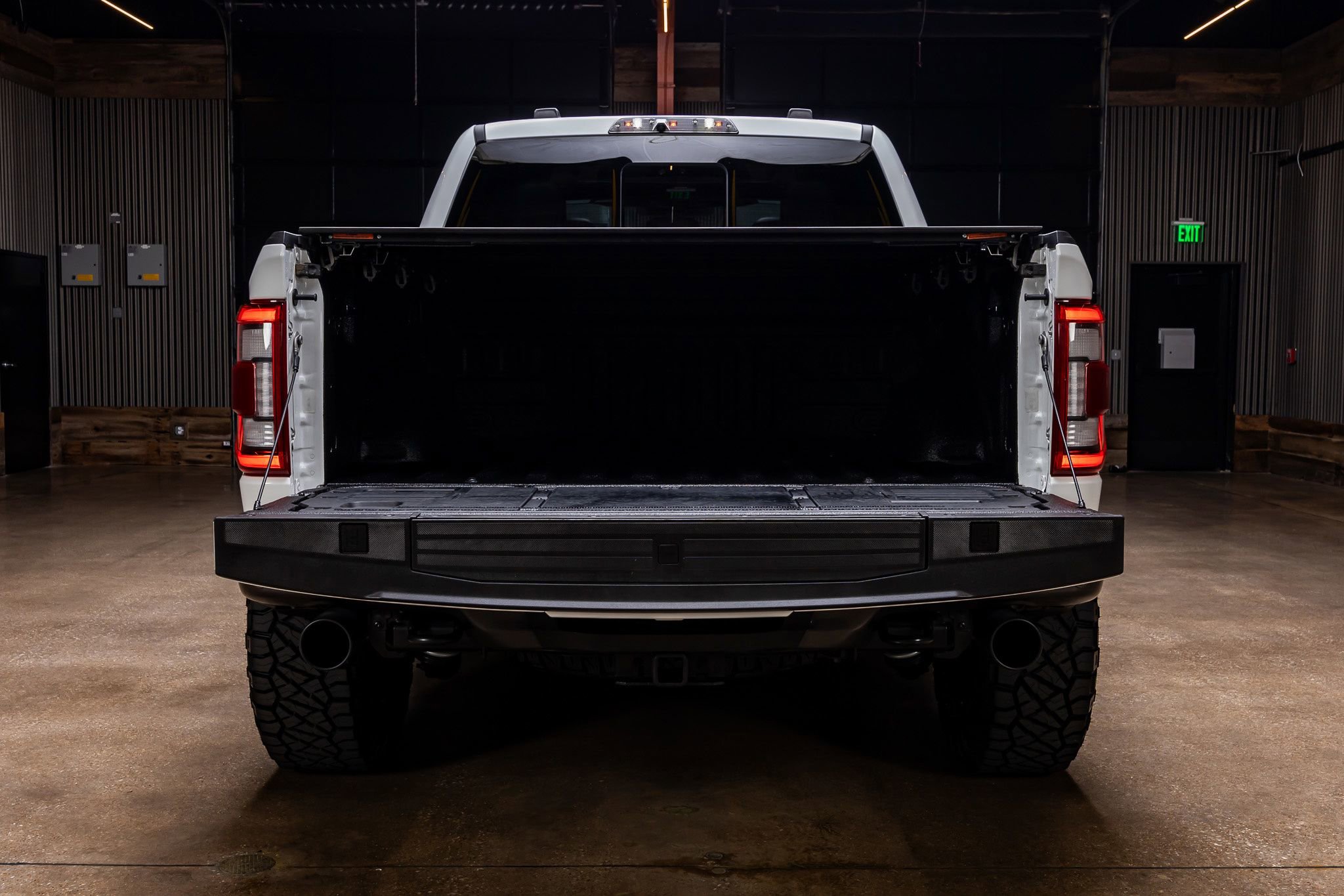Used 2023 Ford F150 Raptor AWD/4WD image 9
