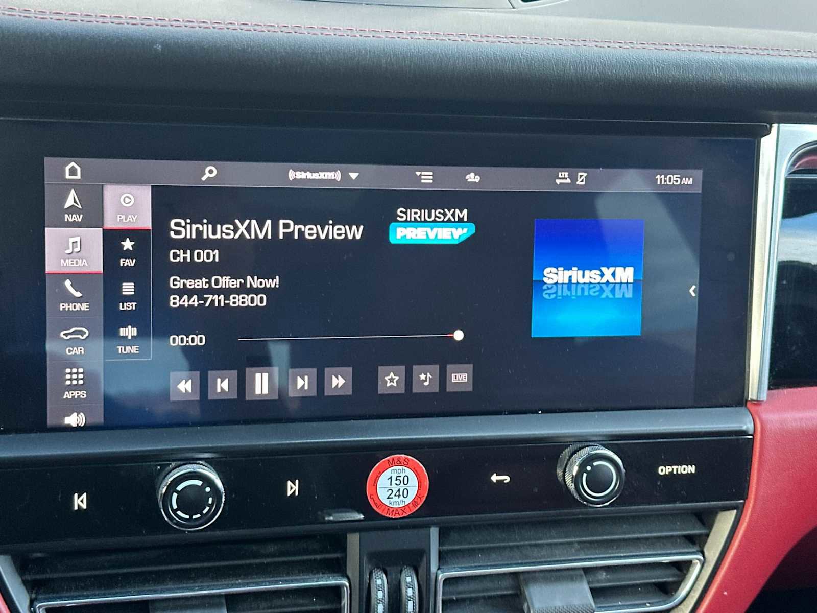 Certified 2022 Porsche Macan S image 19