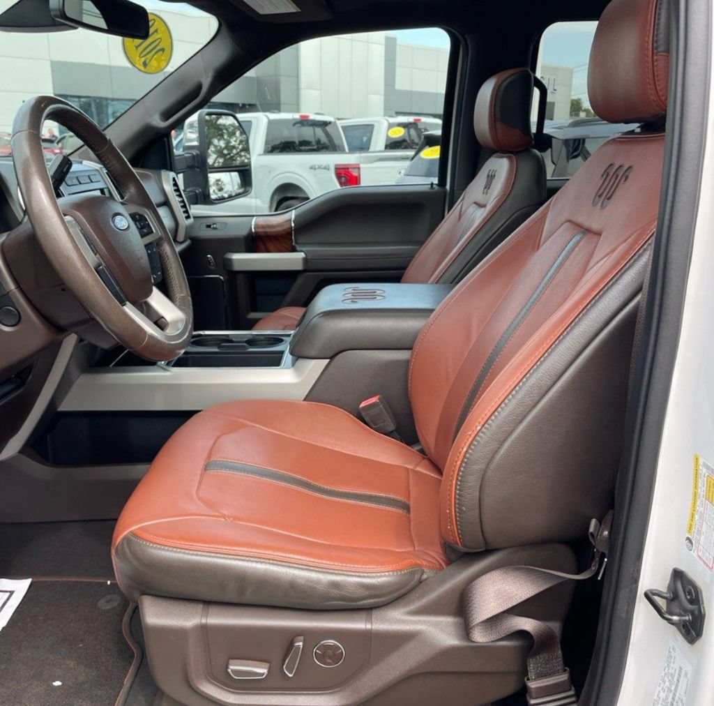 Used 2019 Ford F350 King Ranch w/ King Ranch Ultimate Package AWD/4WD image 2