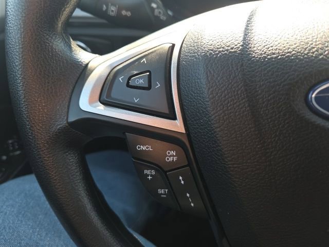 Used 2020 Ford Fusion SE image 43
