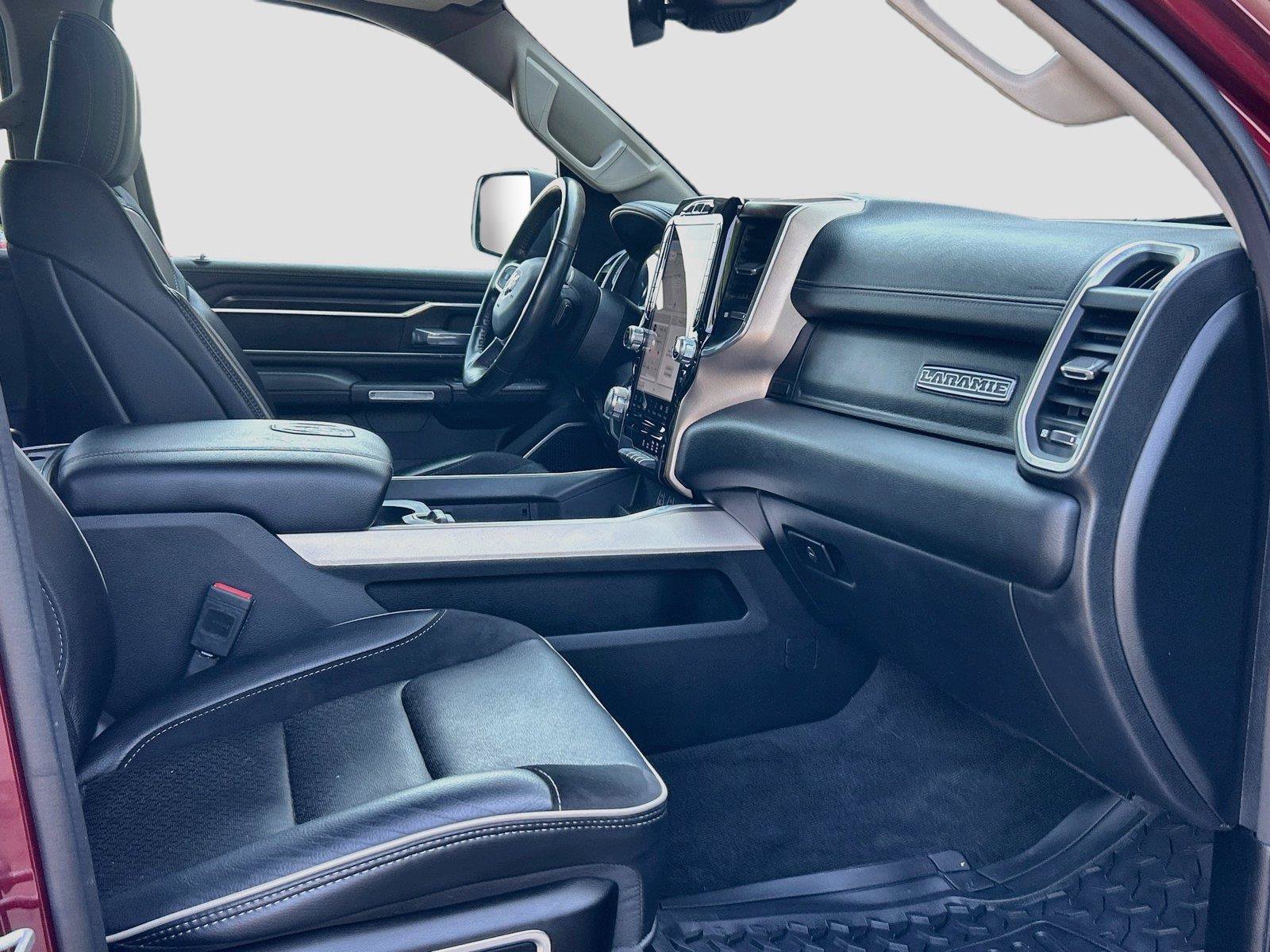 Used 2022 RAM 1500 Laramie AWD/4WD image 13