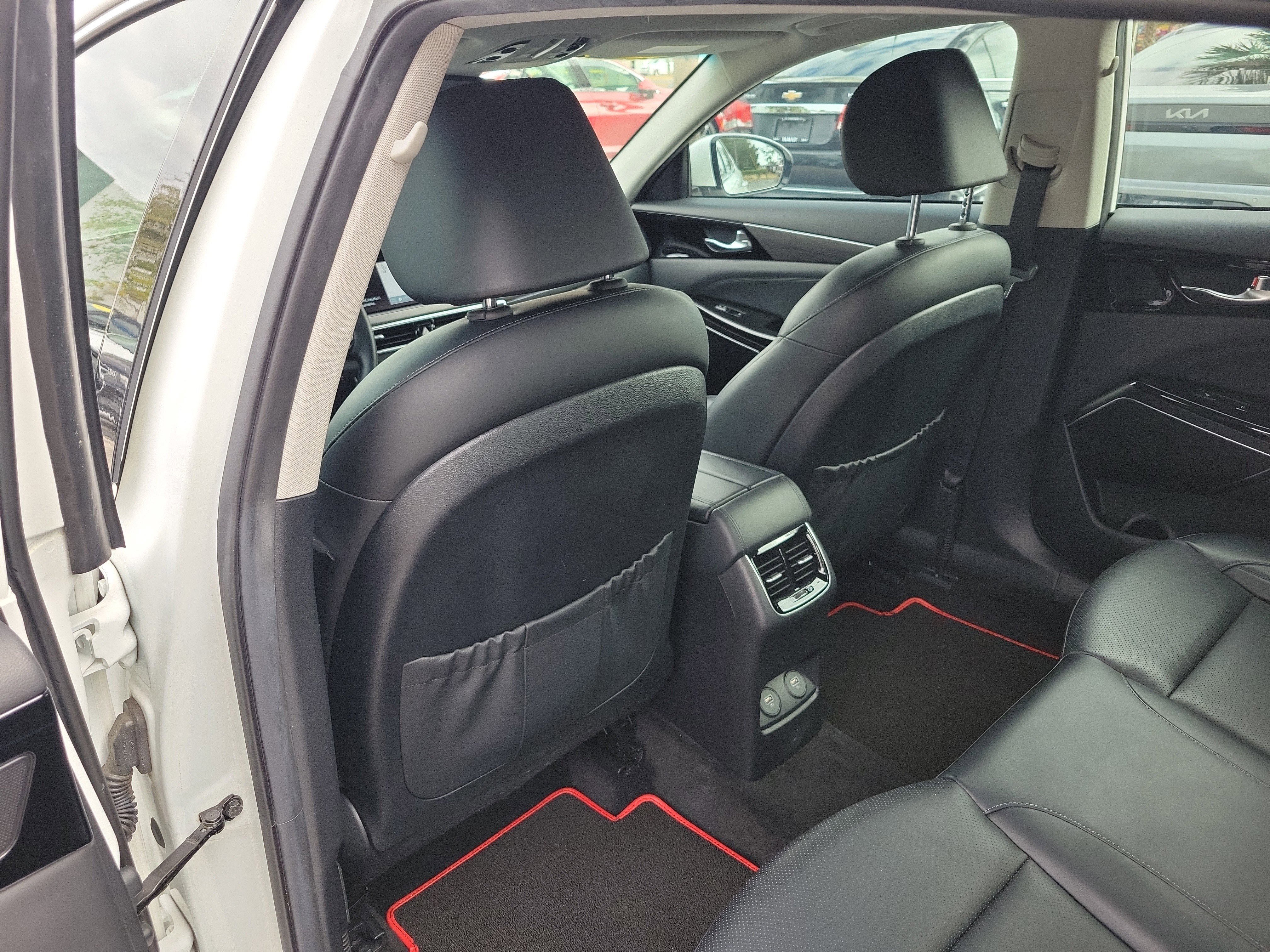 Certified 2020 Kia Cadenza Limited image 15