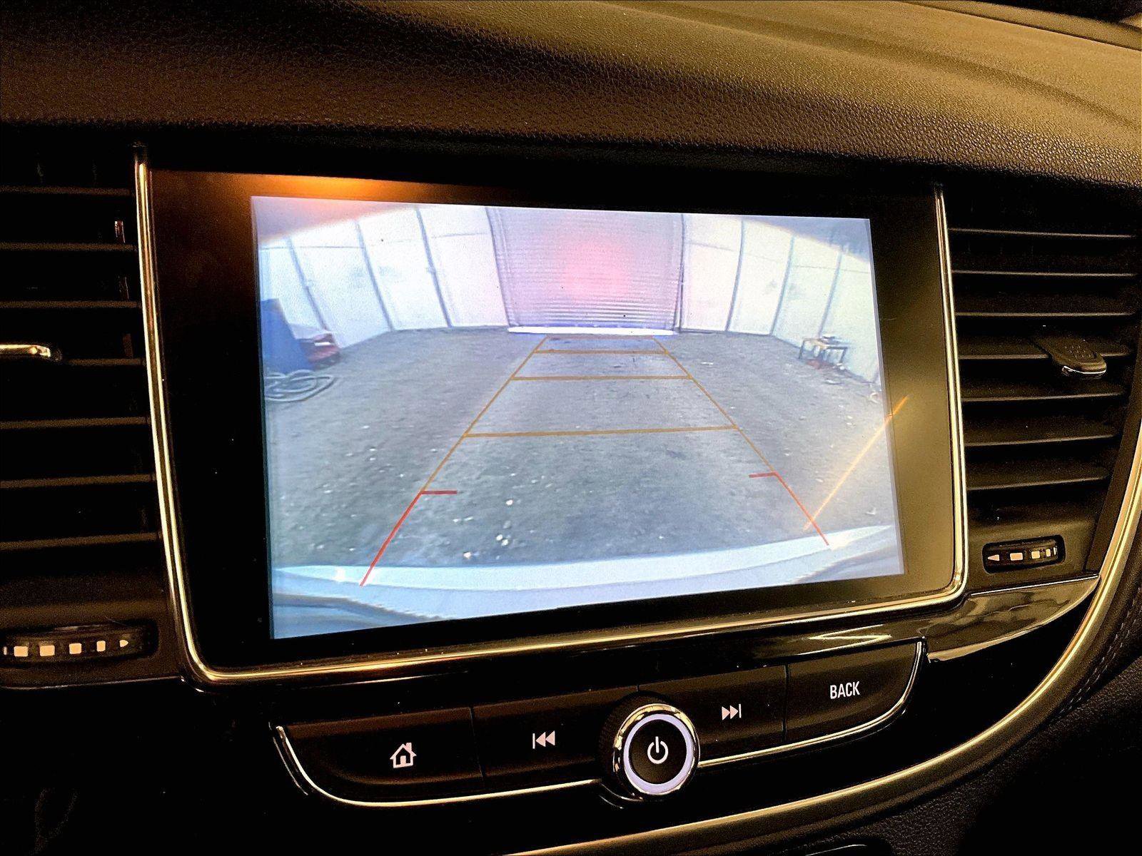 Used 2021 Buick Encore Preferred w/ Safety Package image 20