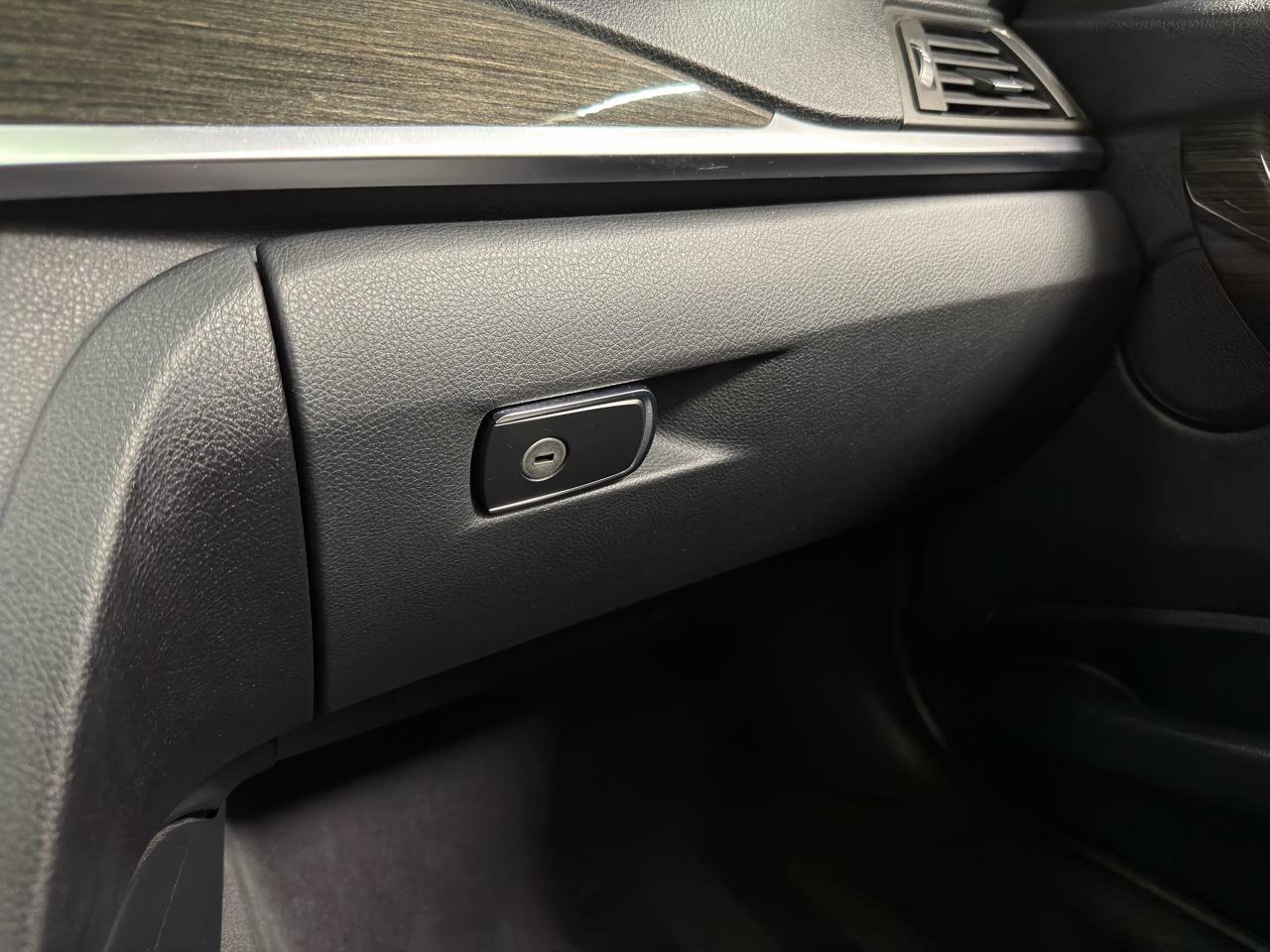 Used 2014 BMW 328i xDrive Sedan AWD/4WD image 24