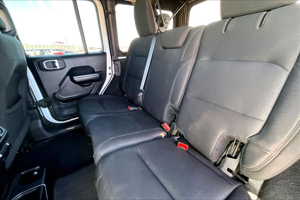 Used 2019 Jeep Wrangler Unlimited Sport S AWD/4WD image 24