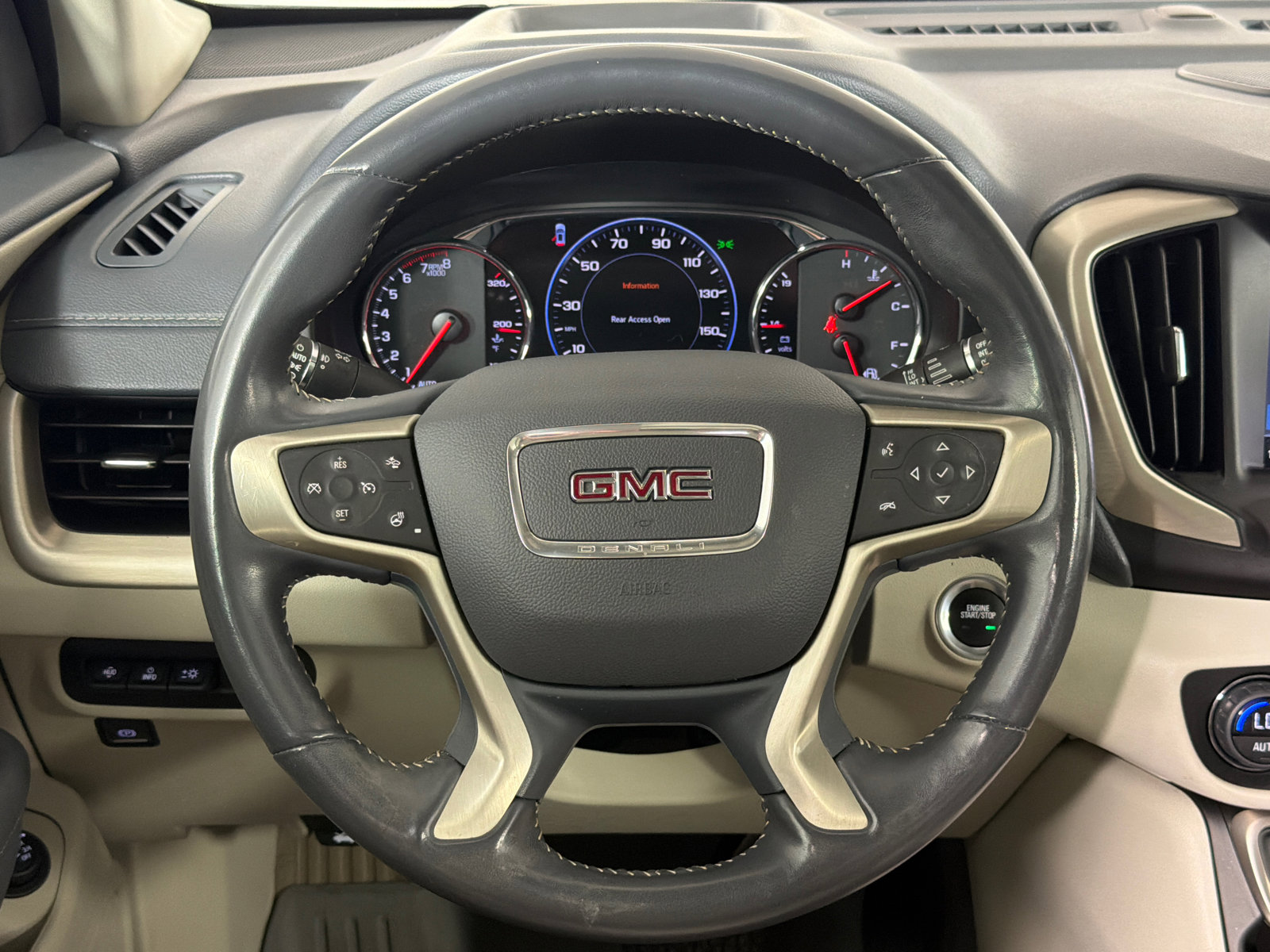 Used 2022 GMC Terrain Denali w/ Denali Premium Package AWD/4WD image 26