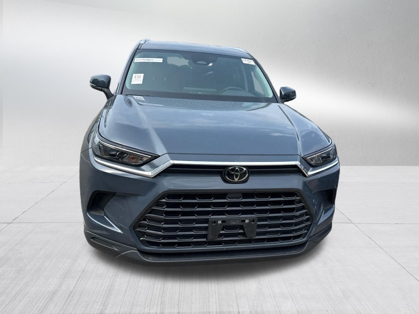 Used 2025 Toyota Grand Highlander AWD image 2