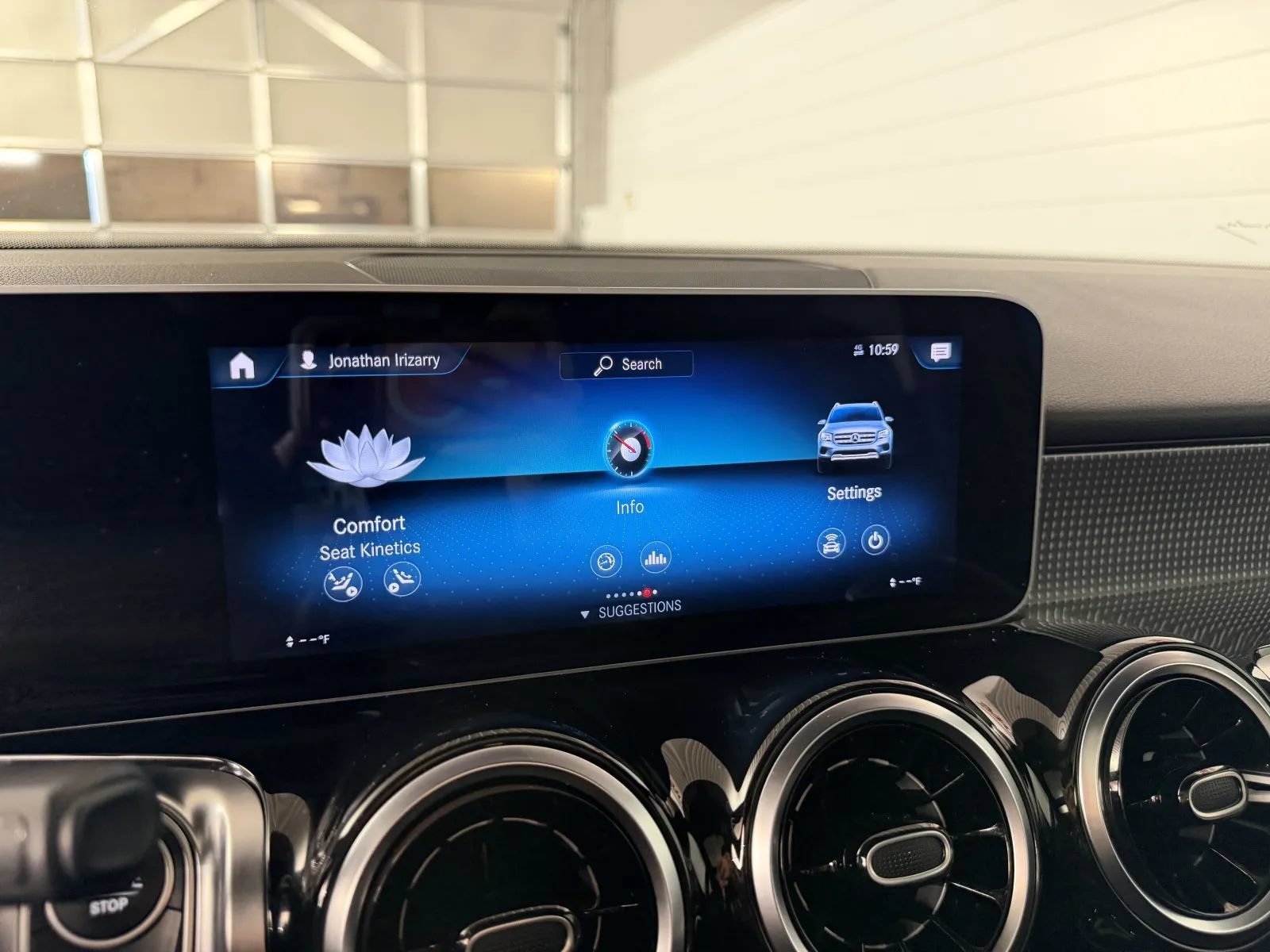 Used 2021 Mercedes-Benz GLB 250 4MATIC image 21