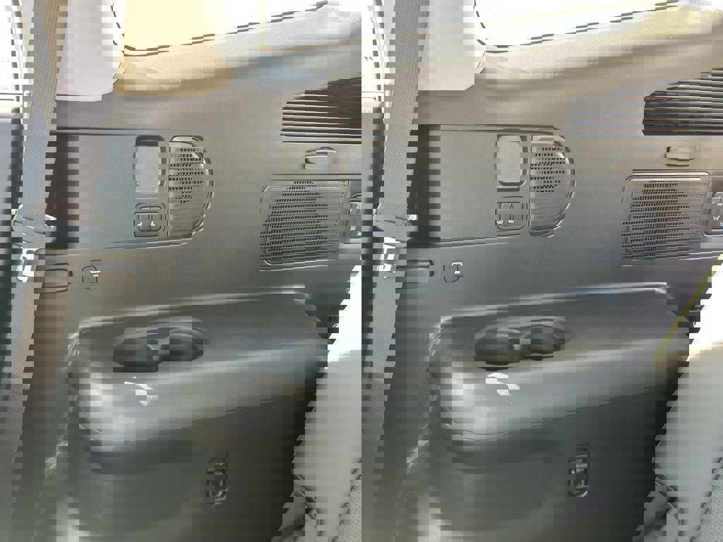 New 2026 Hyundai Ioniq 9 Limited w/ Tow & Go Package image 30