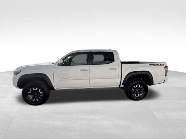 Used 2023 Toyota Tacoma TRD Off-Road w/ Technology Package image 12
