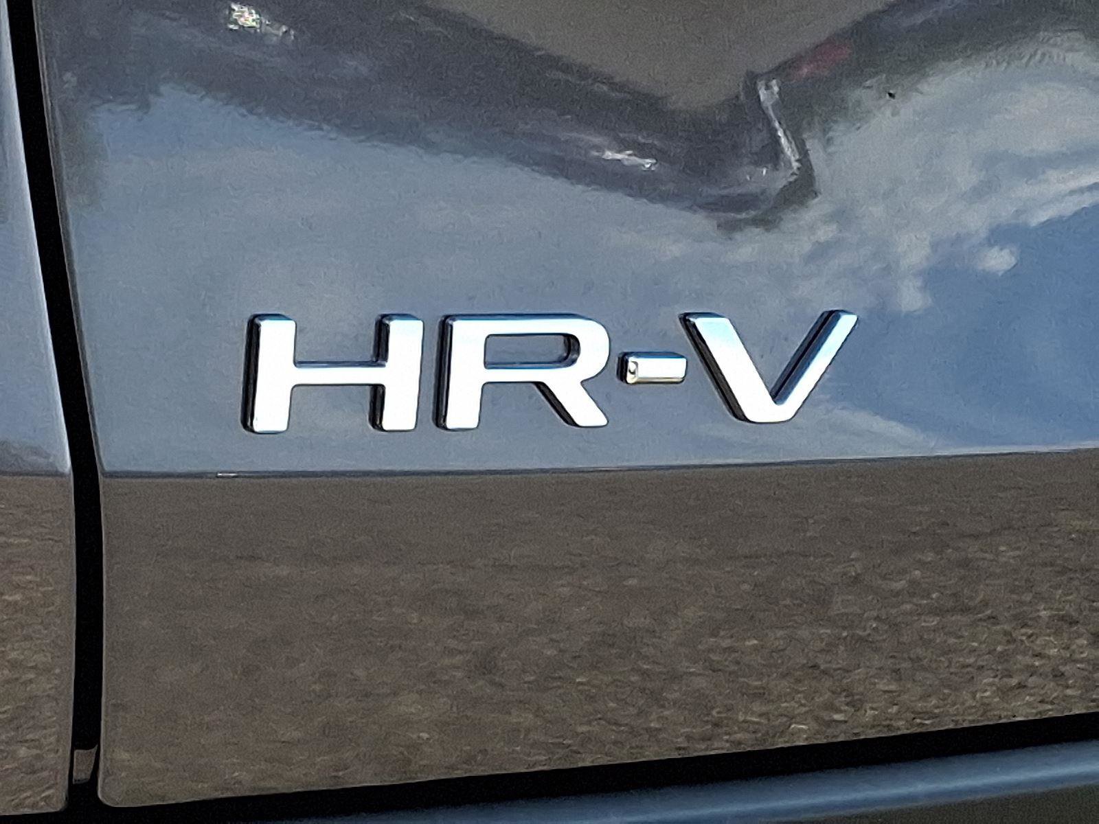 New 2026 Honda HR-V LX image 9