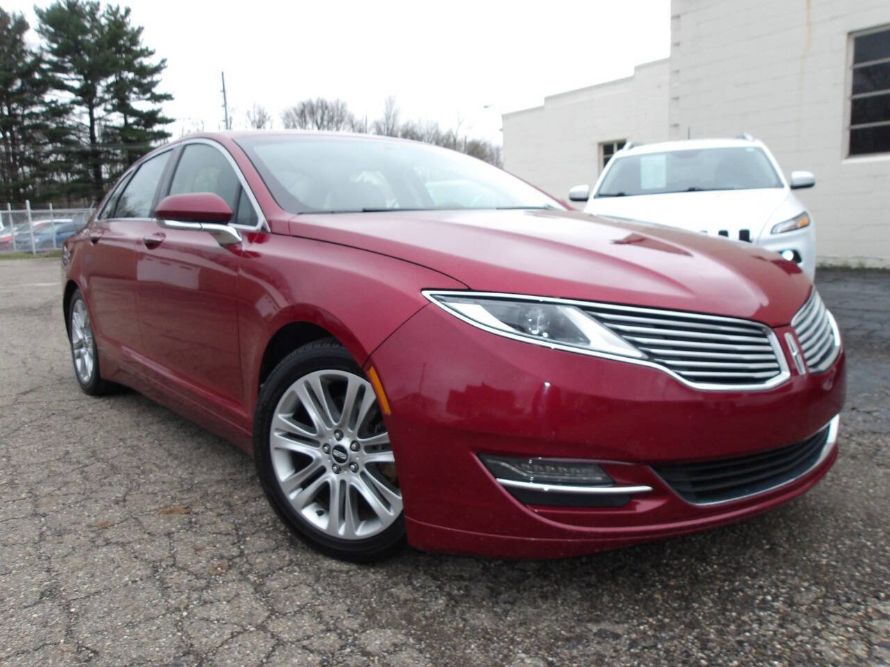 Used 2014 Lincoln MKZ AWD w/ Equipment Group 102A Reserve image 7