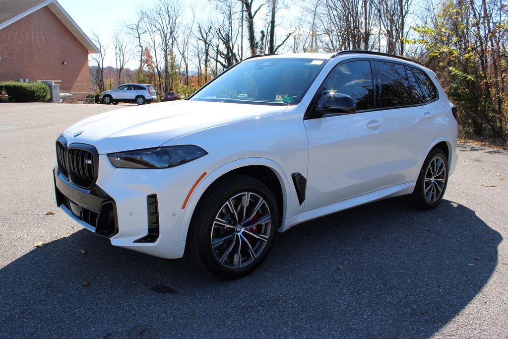 New 2026 BMW X5 M60i w/ Climate Comfort Package image 4