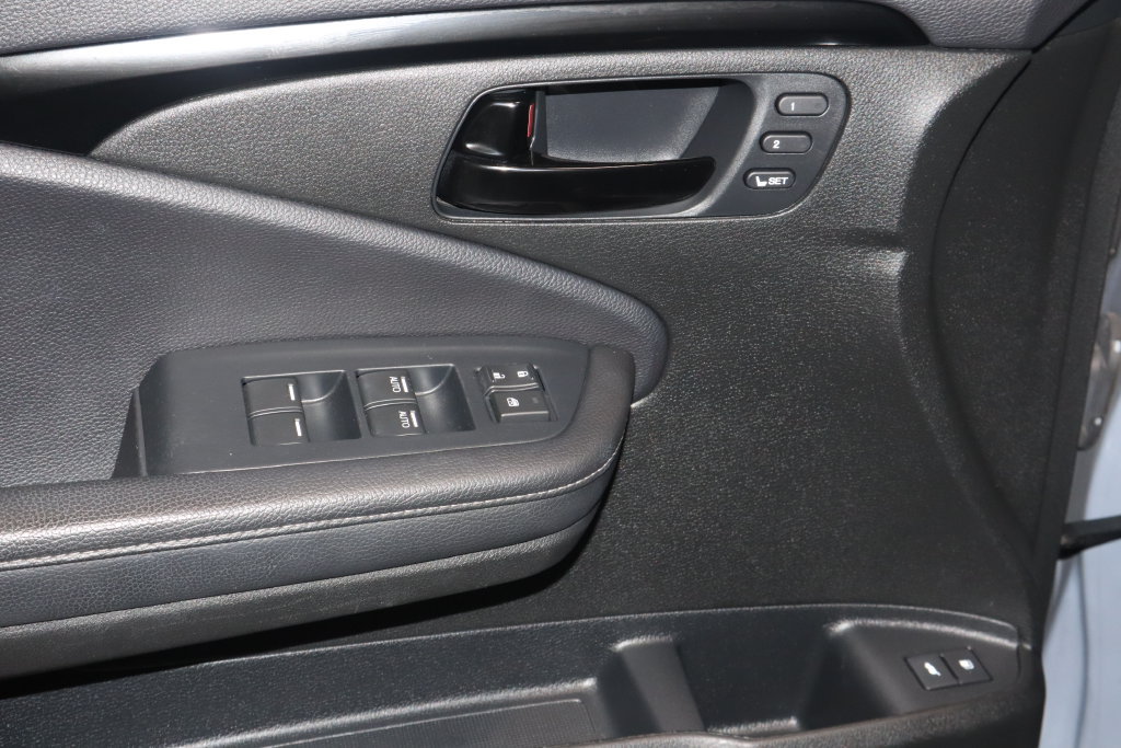 Used 2023 Honda Passport Elite image 17