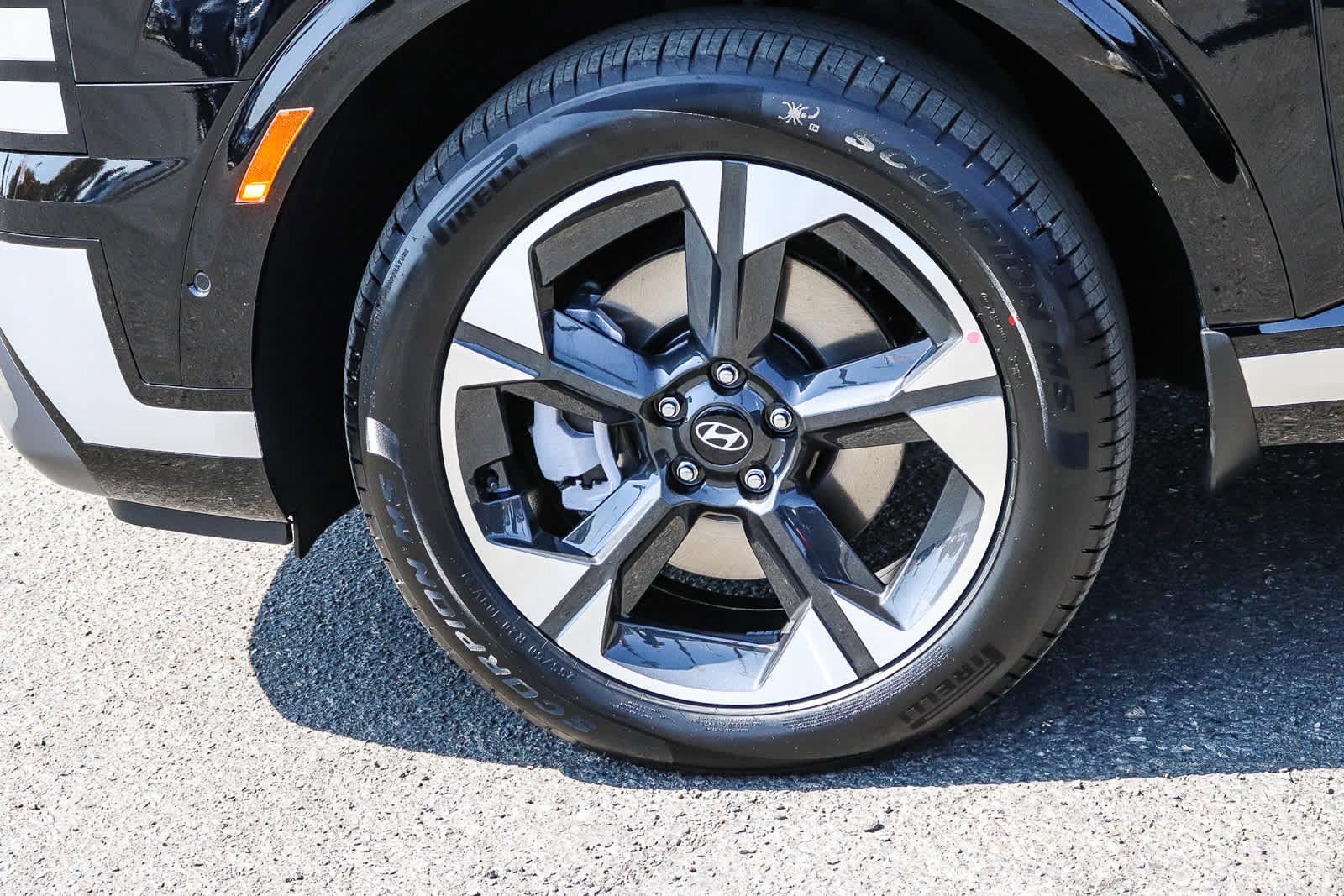New 2027 Hyundai Palisade Limited FWD image 14