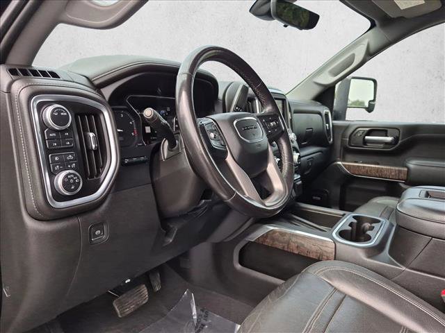 Used 2021 GMC Sierra 3500 Denali w/ Denali Ultimate Package AWD/4WD image 9