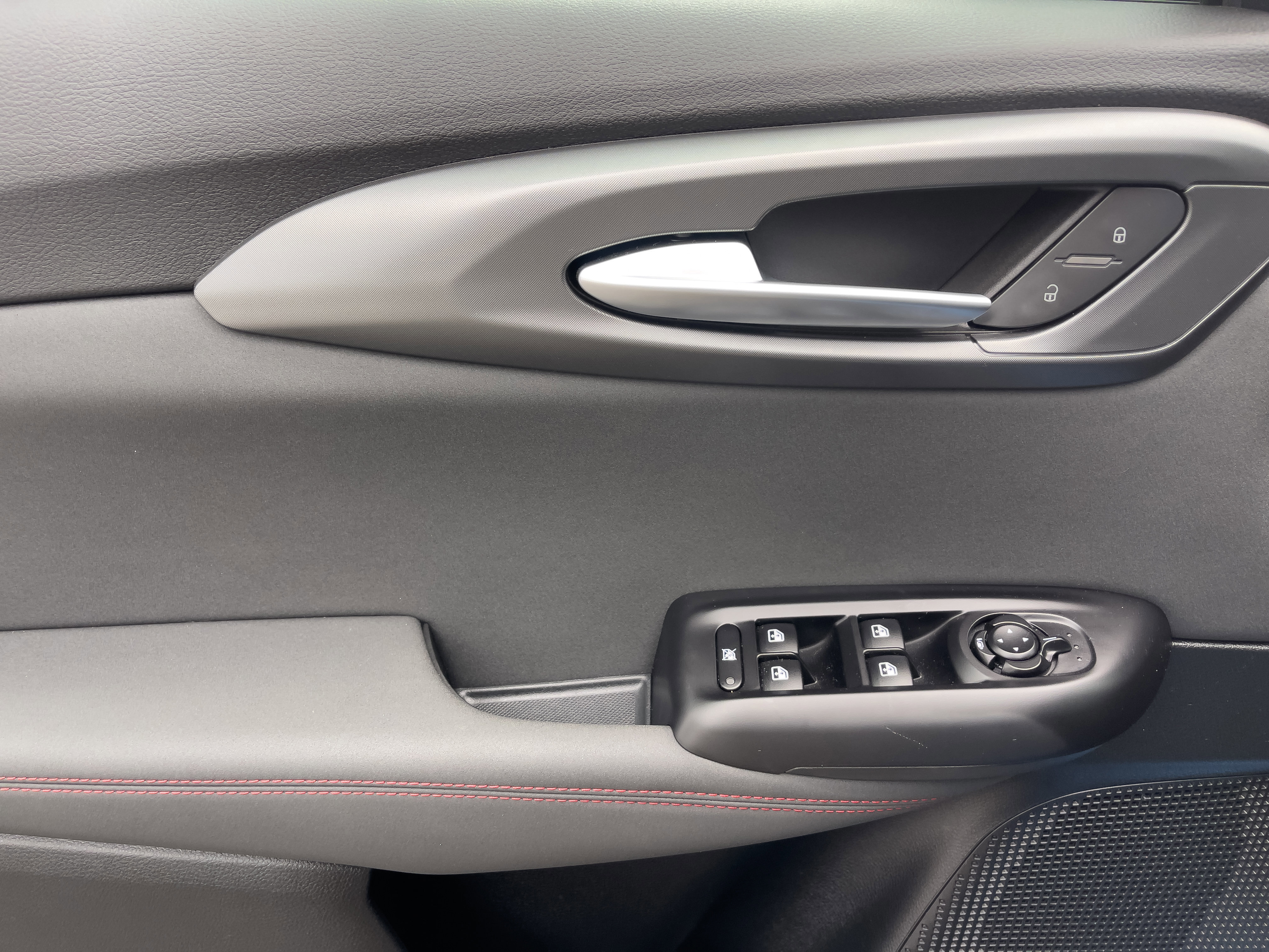 Used 2024 Dodge Hornet GT w/ GT Blacktop Package image 9