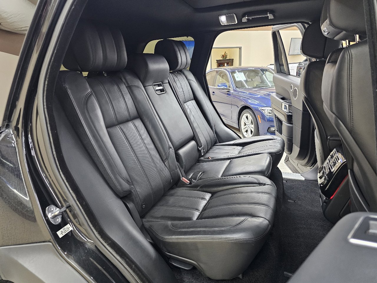 Used 2014 Land Rover Range Rover Supercharged image 22